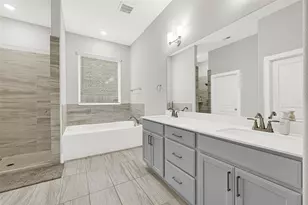 9711 Heavy Anchor Ln, Humble, TX 77396 - Photo 10