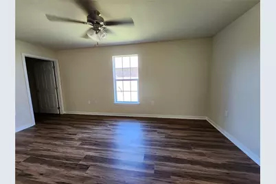 2402 14th Avenue N, Texas City, TX 77590 - Photo 6