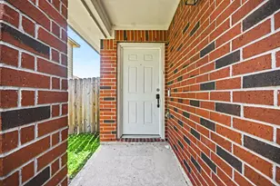 13923 Marners Ct, Houston, TX 77014 - Photo 4
