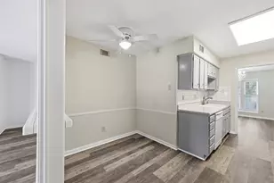 14250 Misty Meadow Ln, Houston, TX 77079 - Photo 8