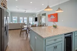 973 Sea Breeze, Crystal Beach, TX 77650 - Photo 26