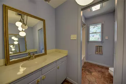 687 Bending Oaks Drive, Bellville, TX 77418 - Photo 6