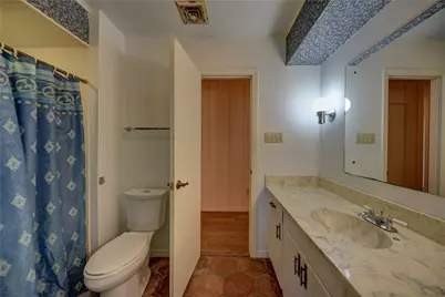 687 Bending Oaks Drive, Bellville, TX 77418 - Photo 8