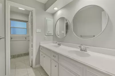 2810 Woodland Ridge Drive, Kingwood, TX 77345 - Photo 18