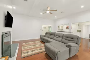 2810 Woodland Ridge Dr, Kingwood, TX 77345 - Photo 8