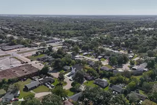 5642 Hirondel St, Houston, TX 77033 - Photo 48