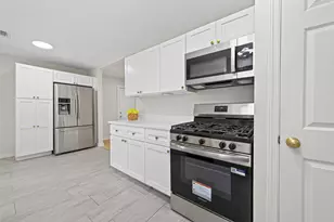 6418 Standing Oaks St, Houston, TX 77050 - Photo 10
