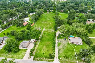 3431 McKinney Rd, Baytown, TX 77521 - Photo 1
