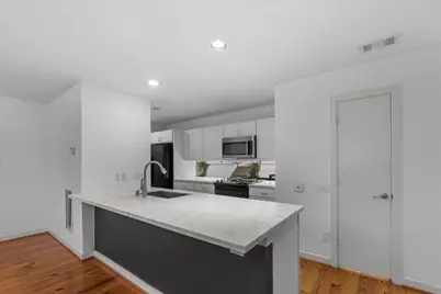 2605 Calumet Street #14, Houston, TX 77004 - Photo 2