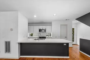 2605 Calumet St, Houston, TX 77004 - Photo 6