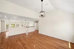 215 Crabapple Dr, Baytown, TX 77520 - Photo 28