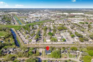 8114 Pella Dr, Houston, TX 77036 - Photo 42