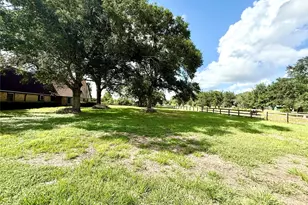 10215 Hidden Lake Ln, Richmond, TX 77406 - Photo 2