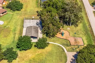 717 Paradise Ln, Montgomery, TX 77356 - Photo 38