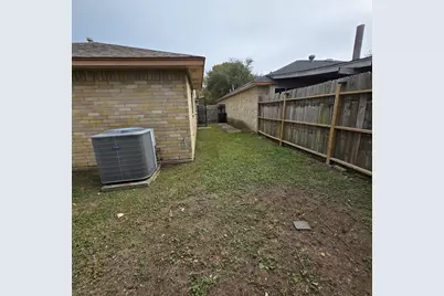 11531 Villa Heights Drive, Houston, TX 77066 - Photo 20