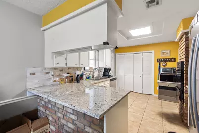 2718 Lufkin Lane, Deer Park, TX 77536 - Photo 10