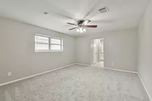 2302 E Clare St, Deer Park, TX 77536 - Photo 18