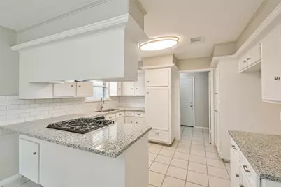 2302 E Clare Street, Deer Park, TX 77536 - Photo 10