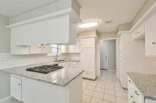 2302 E Clare St, Deer Park, TX 77536 - Photo 10