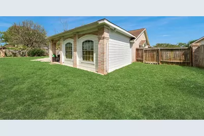 1359 Littleport Lane, Channelview, TX 77530 - Photo 32