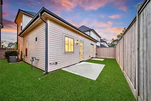 1920 Carrollton Mill Dr, Houston, TX 77380 - Photo 32