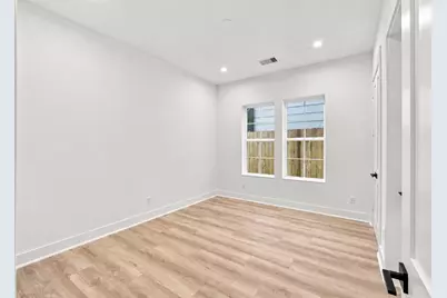 1109 E 24th Street, Houston, TX 77009 - Photo 24