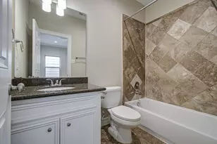 1904 Lauderdale St, Houston, TX 77030 - Photo 26