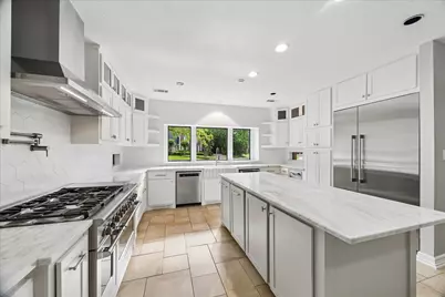 15410 Brandonwood Court, Houston, TX 77069 - Photo 16