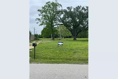 2815 Timber Drive, Dickinson, TX 77539 - Photo 6