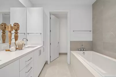 2323 W Main Street #305, Houston, TX 77098 - Photo 14