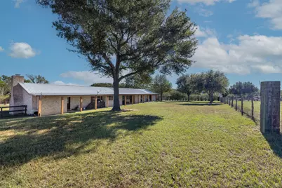 1611 Koy Road, Bellville, TX 77418 - Photo 4