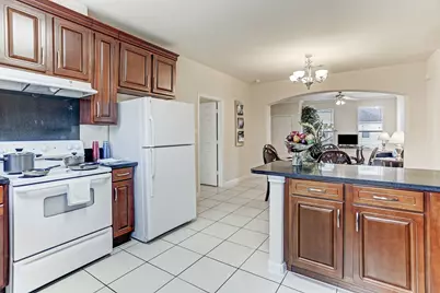 2088 Laverne Street #4, Houston, TX 77080 - Photo 8