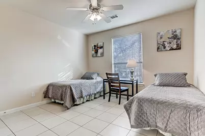 2088 Laverne Street #4, Houston, TX 77080 - Photo 14