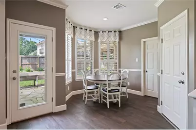 4618 N Pine Brook Way, Houston, TX 77059 - Photo 10