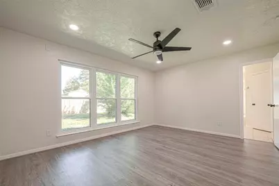 416 Heatherwood Court, League City, TX 77573 - Photo 22
