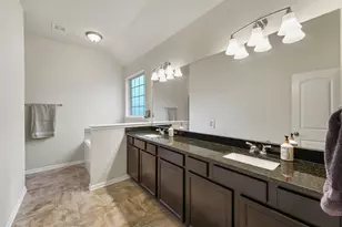 14344 N Summerchase Cir, Willis, TX 77318 - Photo 12