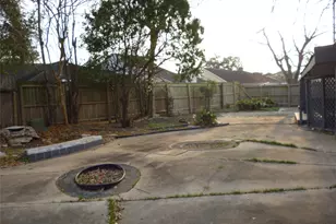 11003 Colebrook Dr, Houston, TX 77072 - Photo 32