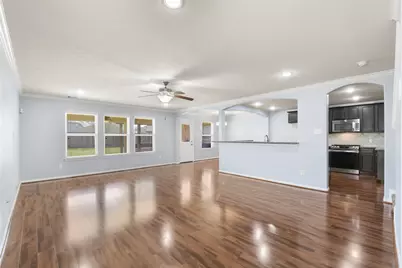 11711 Red Hummingbird Drive, Houston, TX 77047 - Photo 6