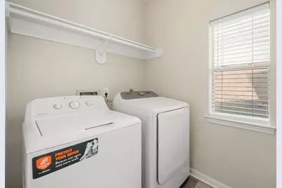 2042 Lodge Crest Court, League City, TX 77573 - Photo 16