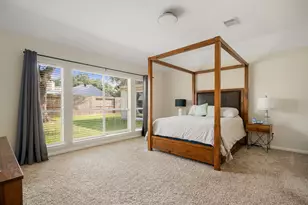 2042 Lodge Crest Ct, League City, TX 77573 - Photo 18