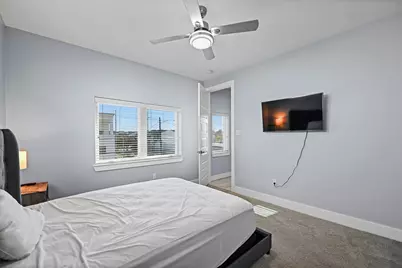 2413 Pease Street, Houston, TX 77003 - Photo 26