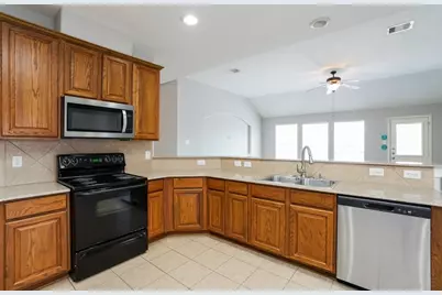 26019 Chapman Falls Drive, Richmond, TX 77406 - Photo 8