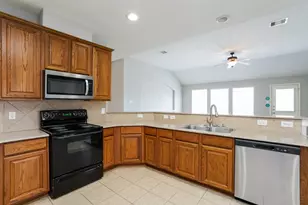 26019 Chapman Falls Dr, Richmond, TX 77406 - Photo 8