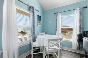 1840 Pompano Ln, Crystal Beach, TX 77650 - Photo 6