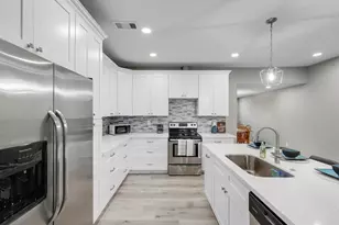 4019 Ave S, Galveston, TX 77550 - Photo 8