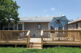 4019 Ave S, Galveston, TX 77550 - Photo 28