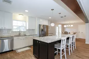 603 Shenandoah Dr, Shenandoah, TX 77381 - Photo 16