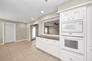 18703 Shay Ln, Humble, TX 77346 - Photo 10