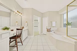9614 Woodcliff Lake Dr, Spring, TX 77379 - Photo 12