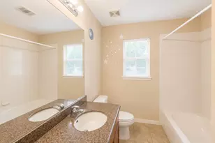 9104 N Green River Dr, Houston, TX 77078 - Photo 32